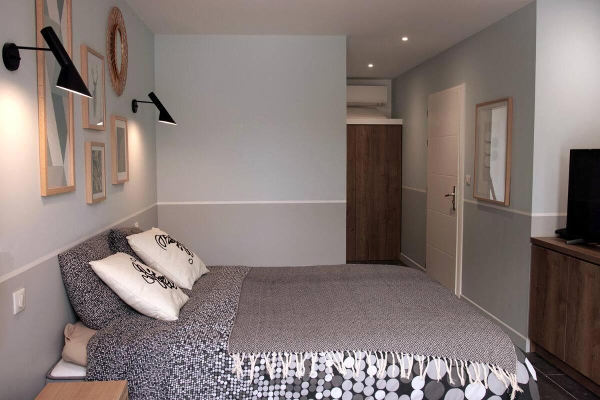 Double Room Garden View