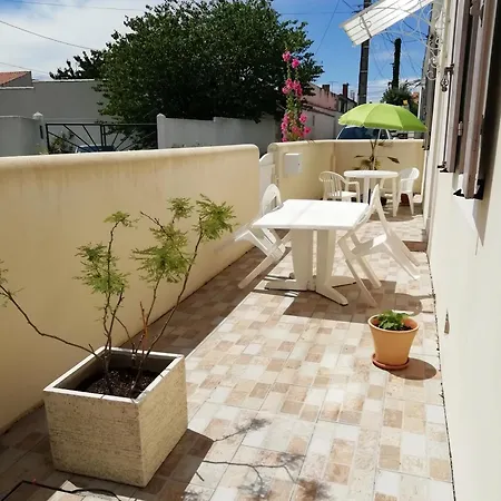 Chez Julie-2